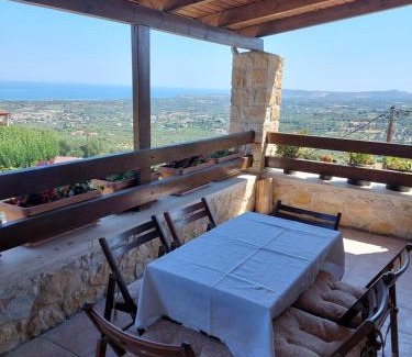 Agia Triada House | Eftihia's Home