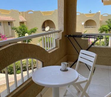 Al-Hammam Apartment | 52H Green leaves Village, families & couples only