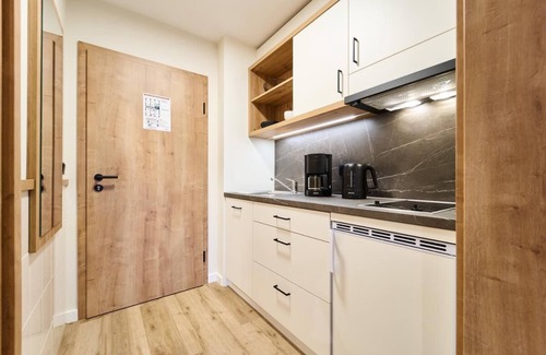 Riedenburg Apartment | Ein-raum-appartement mit Frühstück und Balkon