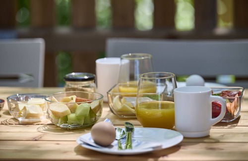 Bad Rodach Apartment | Einmaliges Stelzenhaus mit Antiken Möbeln und Maritimen Style