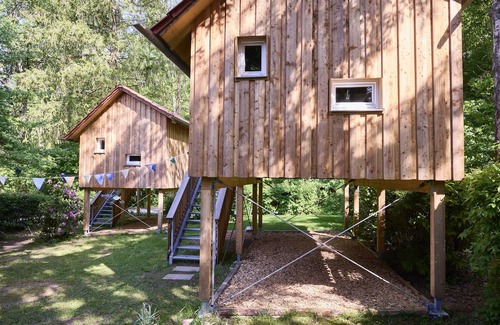 Bad Rodach Apartment | Einmaliges Stelzenhaus mit Antiken Möbeln und Maritimen Style