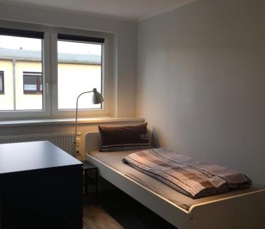 Gebiet Reichenbacher Str./Freiheitssiedlung House | Einzelzimmer mit Bad HG 3