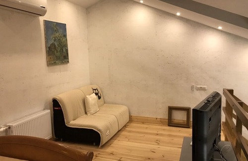 Odessa City Center House | Ekaterininskaya-Bunina Sunny apartment