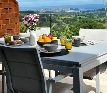 Udias House | El Balcón de Oyambre - Vistas al mar y montaña