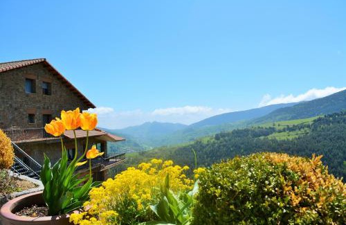 Vilallonga de Ter Hotel | El Serrat De Tregura
