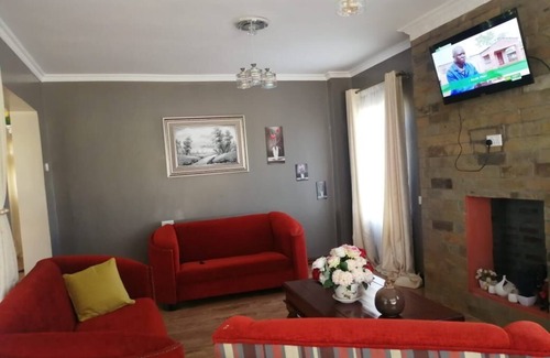 Naivasha Bed & Breakfast | El Sueno Homestay