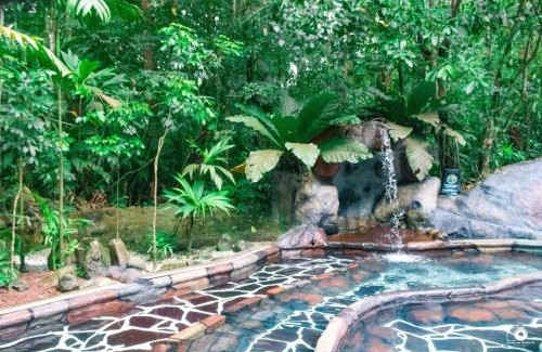 Valle Azul Bed & Breakfast | El Valle Mineral Springs