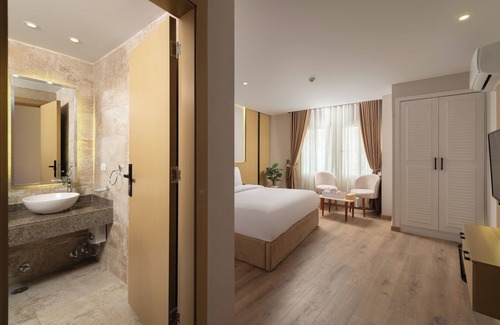 Garden City Hotel | Elegance Grand City Hotel