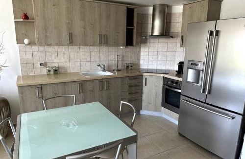 Herzliya Pituach Apartment | Elegant 1 Bedroom Oasis Marina