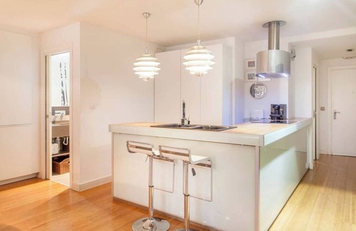 Sant Francesc Apartment | Elegant Apartment in the Center of Valencia