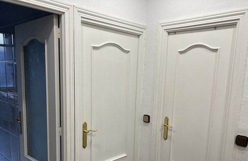 Pueblo Nuevo Apartment | Elegant Apartment near Ventas and Alcala with Wifi