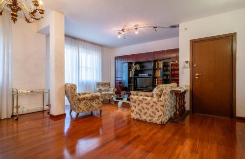 Pisa Apartment | Elegant Apartment, Pisa