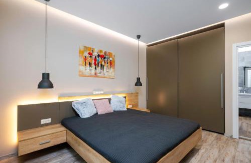 Oborishte Apartment | Elegant Escape in The Heart of The City by Flat Mаnager