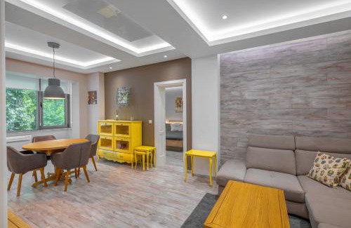 Oborishte Apartment | Elegant Escape in The Heart of The City by Flat Mаnager