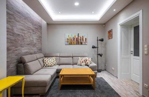 Oborishte Apartment | Elegant Escape in The Heart of The City by Flat Mаnager