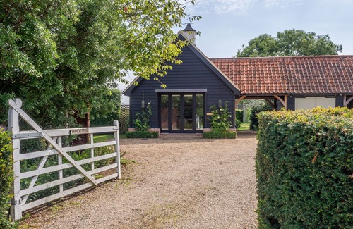 Ipswich Cottage | Elegant luxurious cottage - The Dove House