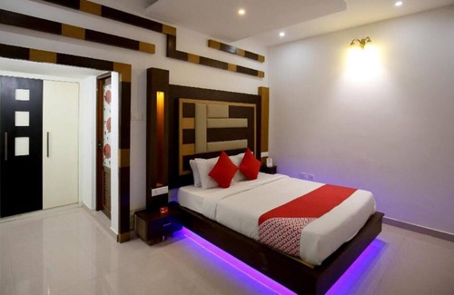 Alappuzha Resort | Elegant & Modern Lake View Resort,Alleppey