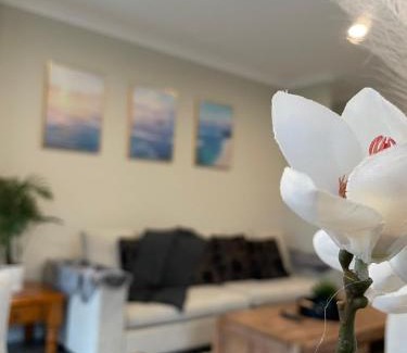 Griffin House | Elegant Retreat in Griffin a stylish getaway