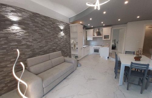 Portoferraio Apartment | ELEGANT SEA VIEW APARTMENT BEACH LE GHIAIE 6 beds