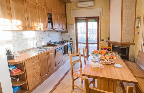 Zona XXX Castel Fusano Villa | Elegant Spacious Villa in Serene Roman Oasis - Family-Friendly