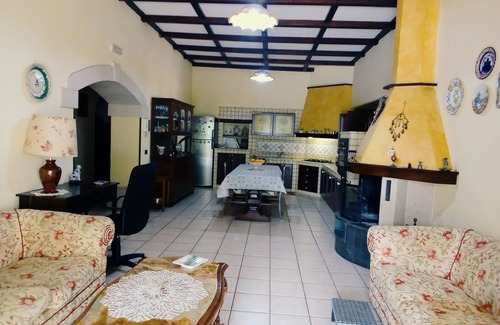 Floridia Villa | Elegant villa with garden and private pool.