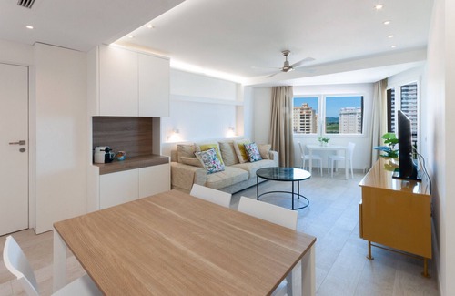 Grau i Platja Apartment | Elegante Apartamento familiar de 2 dormitorios, piscinas y vistas al Mar