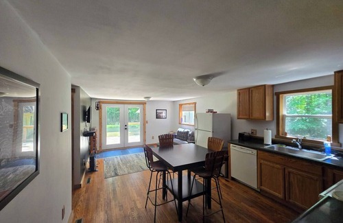 Powell House | Ellis' Corner Cabin