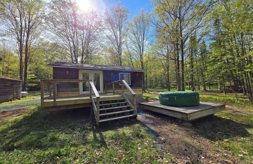 Powell House | Ellis' Corner Cabin