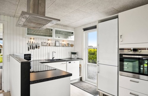 Flovt Strand House | "Elvina" - 200m from the sea by Interhome