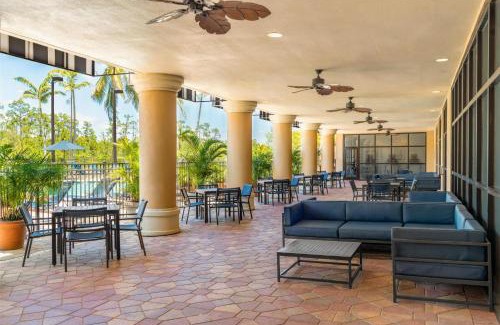 Estero Hotel | Embassy Suites Fort Myers - Estero