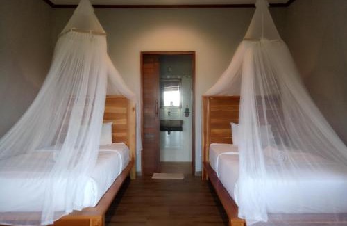 Mendoyo Resort | Emir Surfcamp