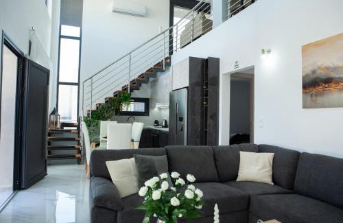 Gouvai Villa | Emma Peris Villa,By Idealstay Experience