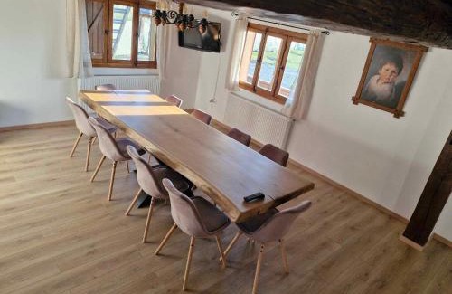 Birsana House | Emma's Lake Houses