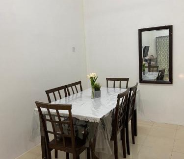 Larut House | EmyNuar Homestay