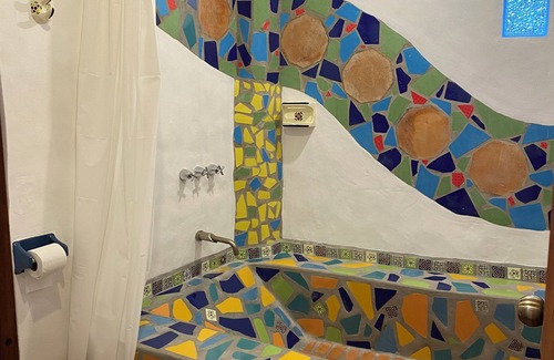 Coatepec Apartment | Encantadora Habitación de Mágico Hotel. ¡Es Único! En el Centro de Coatepec