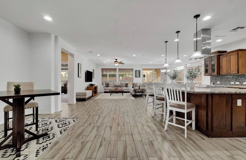 Encanterra House | Encanterra 55+ Luxe Special! Firepit! 30 Ngt Min.