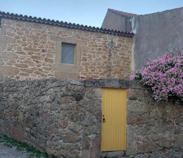 Castelo Branco House | Encanto Casa com Spa Jacuzzi Open Space