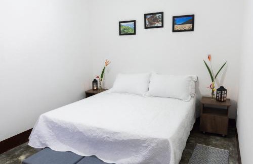 Fredonia House | Encanto! Casa de campo en Café de la Cima