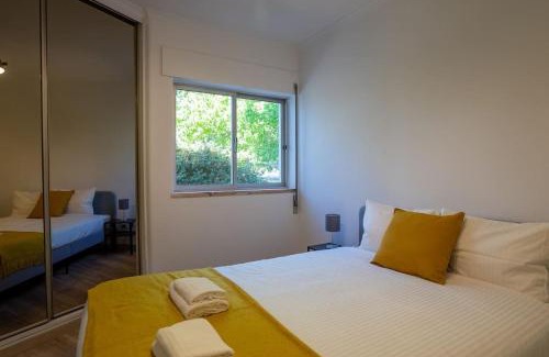 Olivais Apartment | Encarnação Metro Apartment