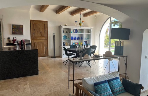 Espero-Pax House | Enchanting beach house in Théoule-sur-Mer directly on the Plage de la Figueirette