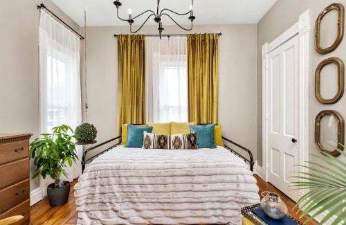 Xenia House | Enchanting Bungalow - 2BR Historic Hidden Gem