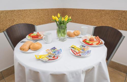 Bielany Wroclawskie Hotel | EndHotel Bielany Wroclawskie