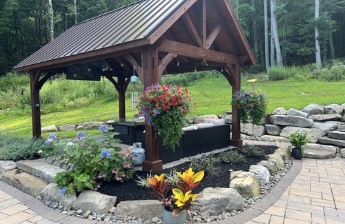 Town of Lloyd Apartment | Enjoy a cozy, quiet spot off the main roads but close to hiking/biking trails!