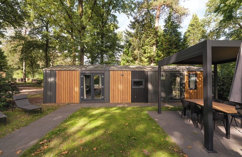 Lieren House | Enjoy a relaxing holiday in a modern Cozy Chalet in the most beautiful location in the Veluwe.