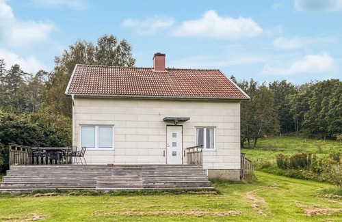 Falkenberg Municipality House | Enjoy a relaxing vacation in this cozy cottage.