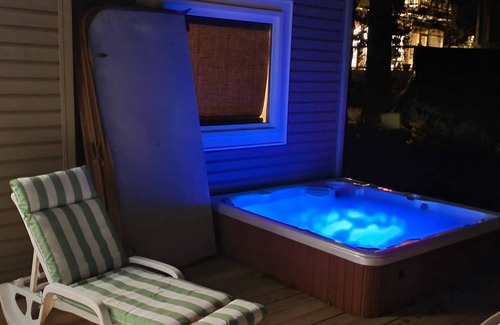 Saluda House | Enjoy family fun and Sunsets at Piankatank Point.