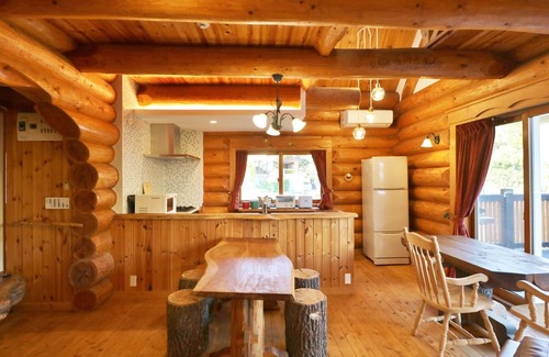 Yawatano House | Enjoy hot springs on BBQ Log cabin that appears /Ito Shizuoka
