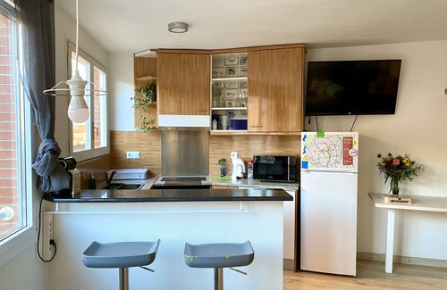 Terrassa Apartment | Enjoy the Center. Swimming pool. Gastronomy. WIFI