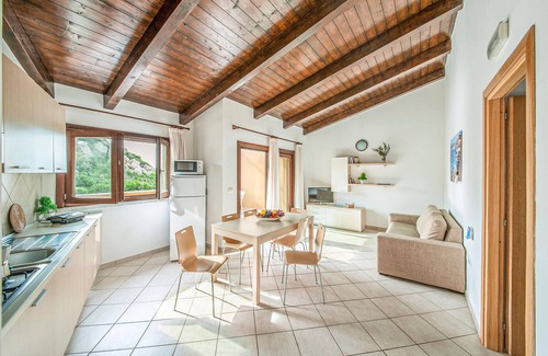 Costa Paradiso Apartment | Enjoy the holiday feeling in this holiday apartment with pool in Costa Paradiso!