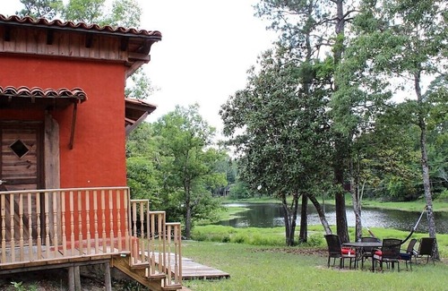 Jasper House | Enjoy this happy & colorful Home In Jasper. 20 min Sm Rayburn